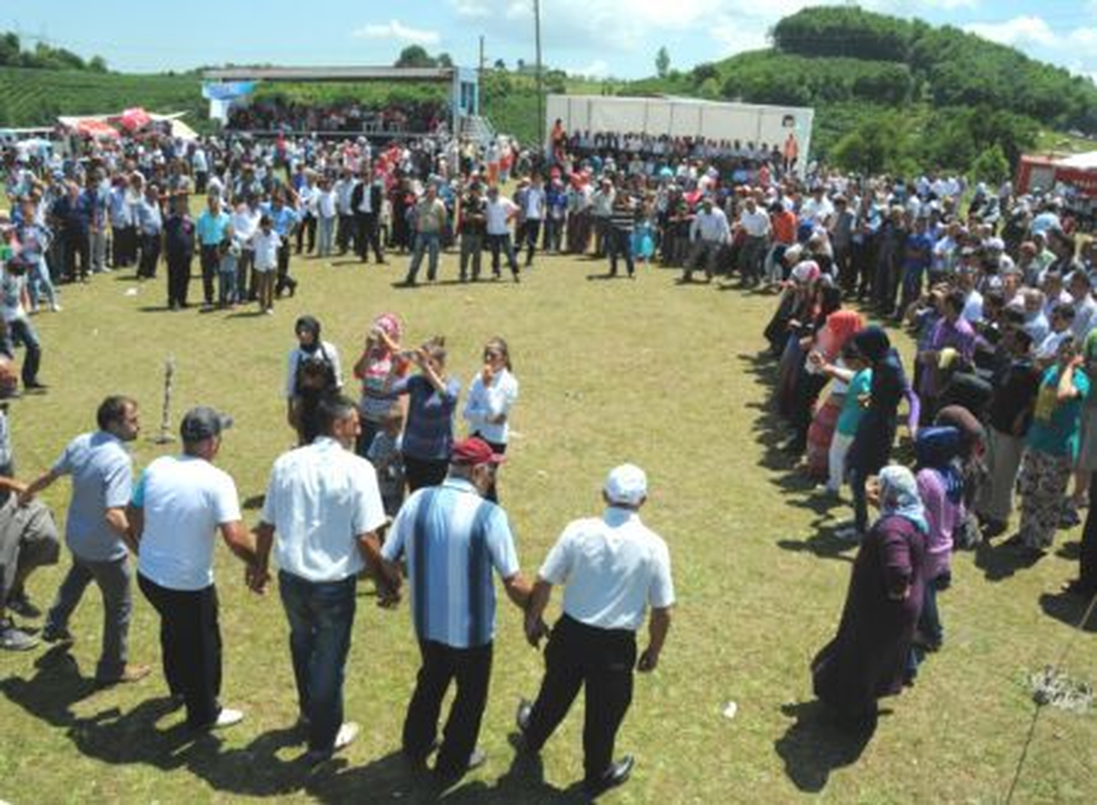 13. Gökçepınar Çilek ve Kiraz Festivali