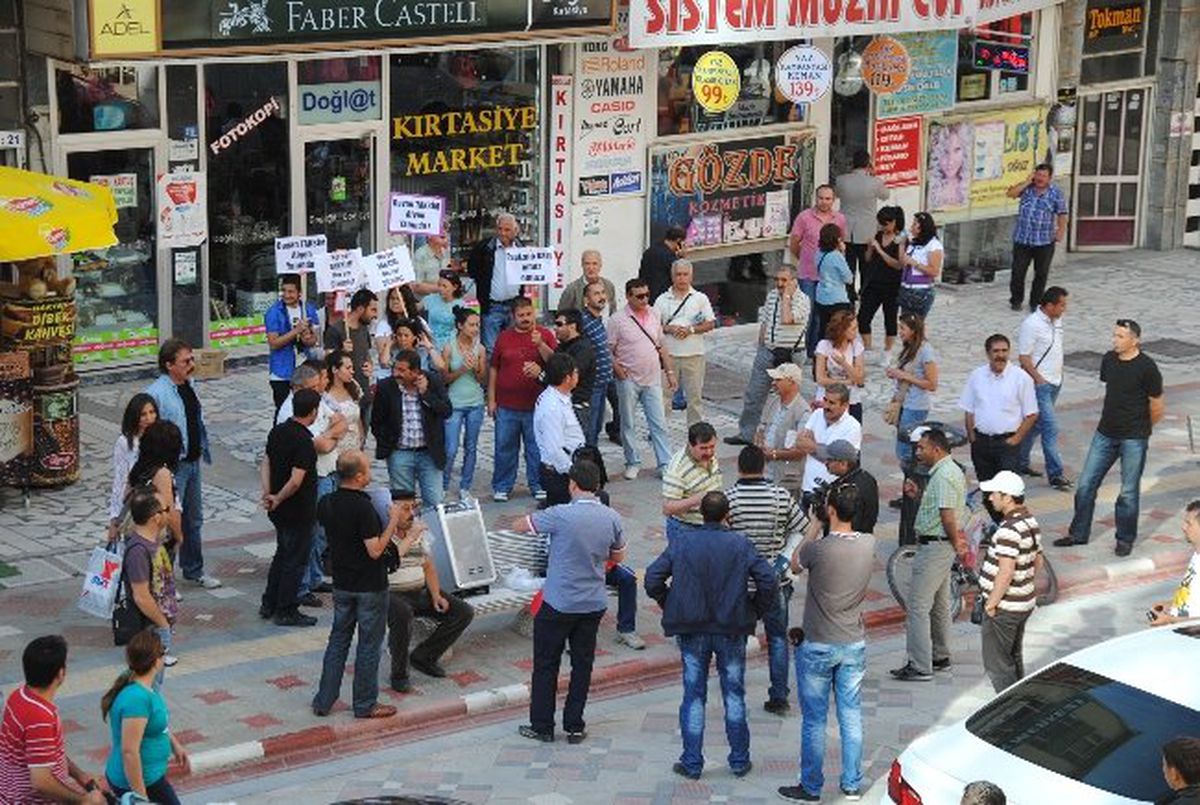 Afyonkarahisar\'da "Gezi" Protestosu