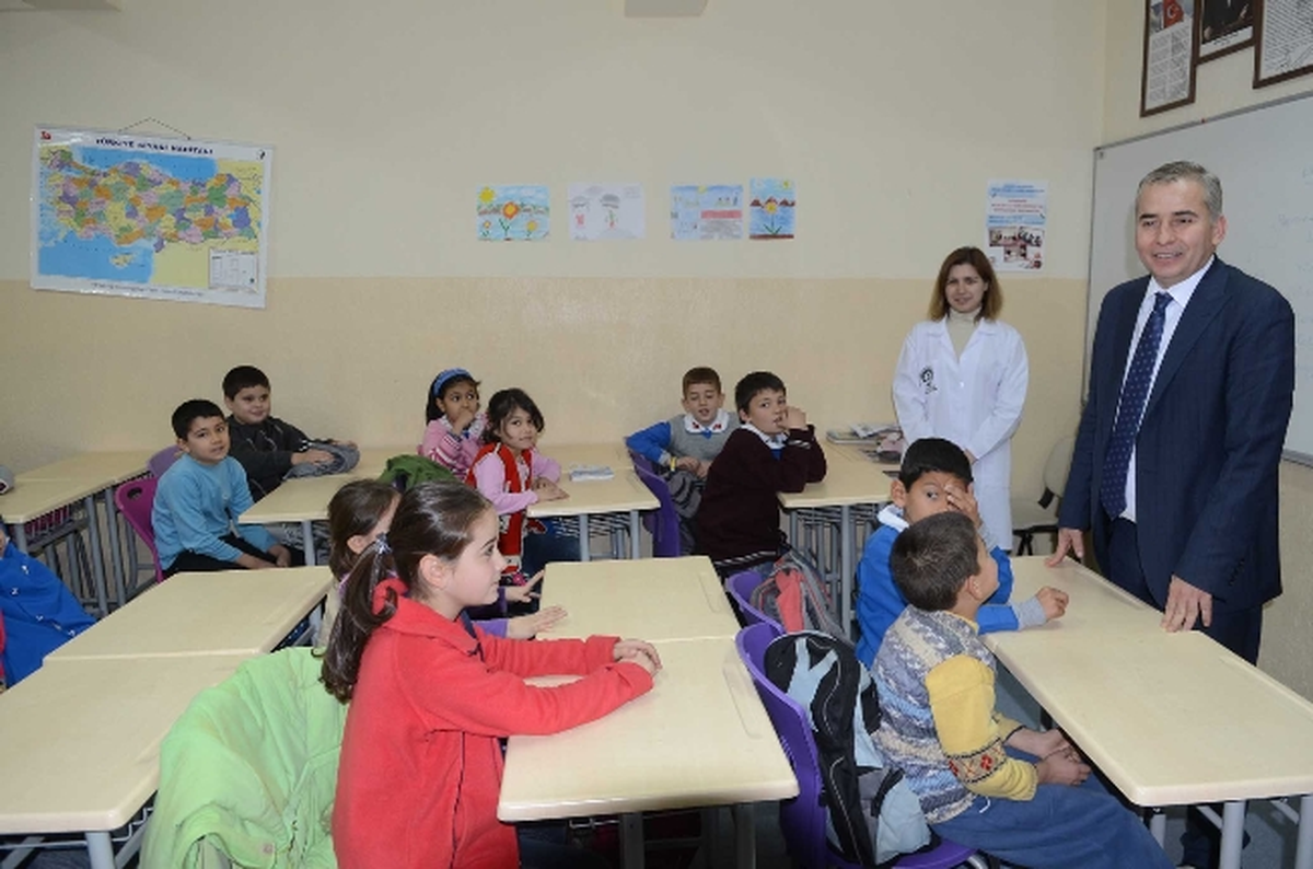 Bilgi Evleri Yaz Okuluna Döndü
