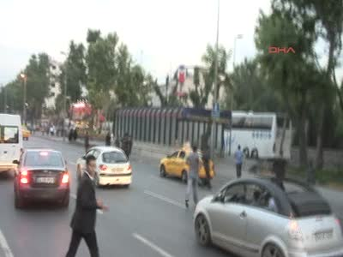Emniyet Müdürlüğü Yakınında "Silah Sesi" Hareketliliği