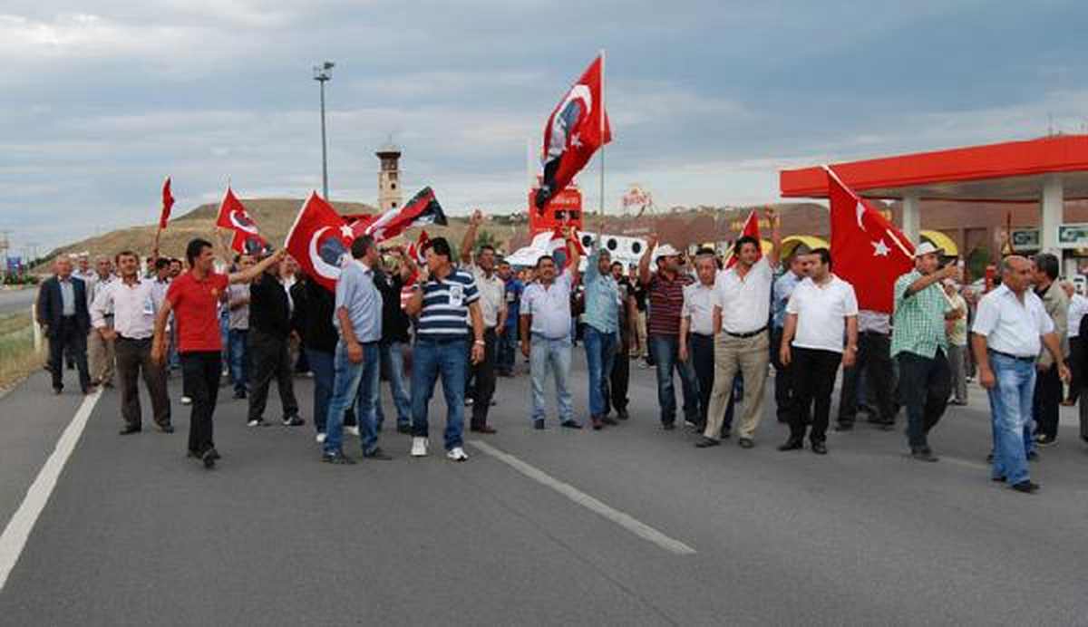 Ethem Sarısülük\'ün Cenazesi Çorum\'a Ulaştı (2)