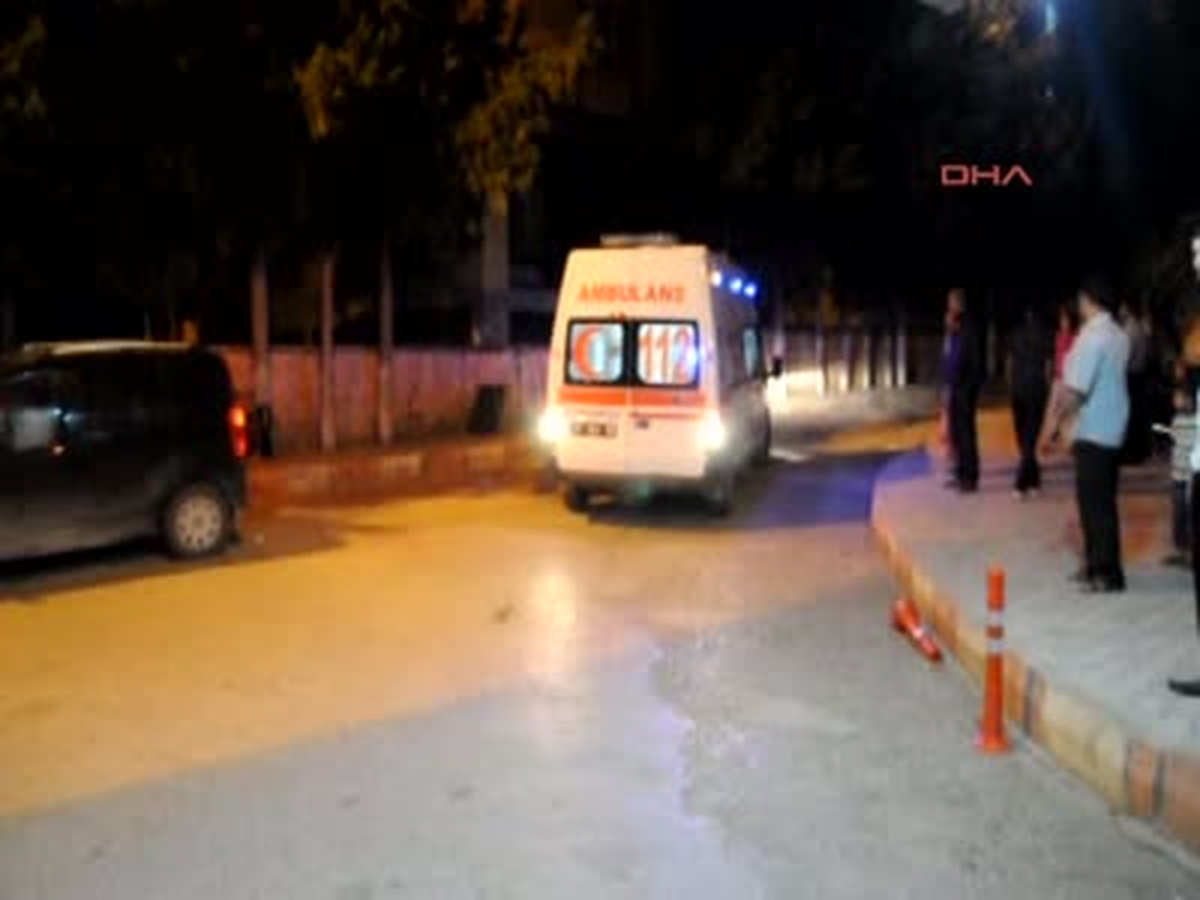 Gaziantep İslahiye'de 2 Ayrı Kazada 3 Kişi Yaralandı İslahiye'de 2 Ayrı Kazada 3 Kişi Yaralandı