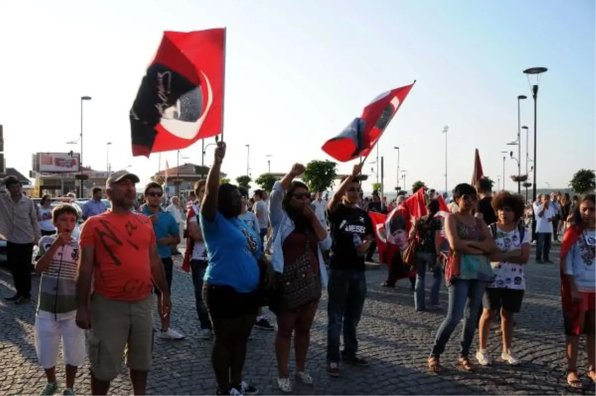 Gezi Eylemcileri Feribot Seferlerini Durdurdu