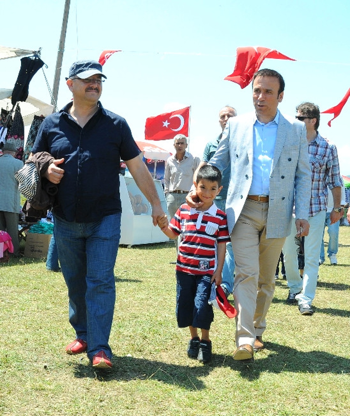 Gökçepınar Çilek ve Kiraz Festivali Yapıldı