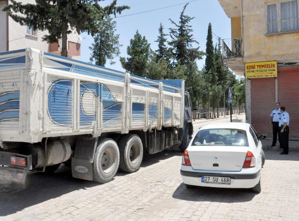 İslahiye\'de 7 Bin 250 Litre Kaçak Akaryakıt Ele Geçirildi