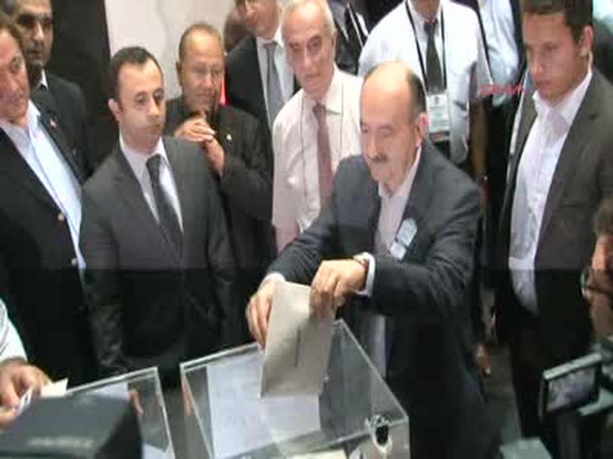 Sağlık Bakanı Müezzinoğlu da Oyunu Kullandı
