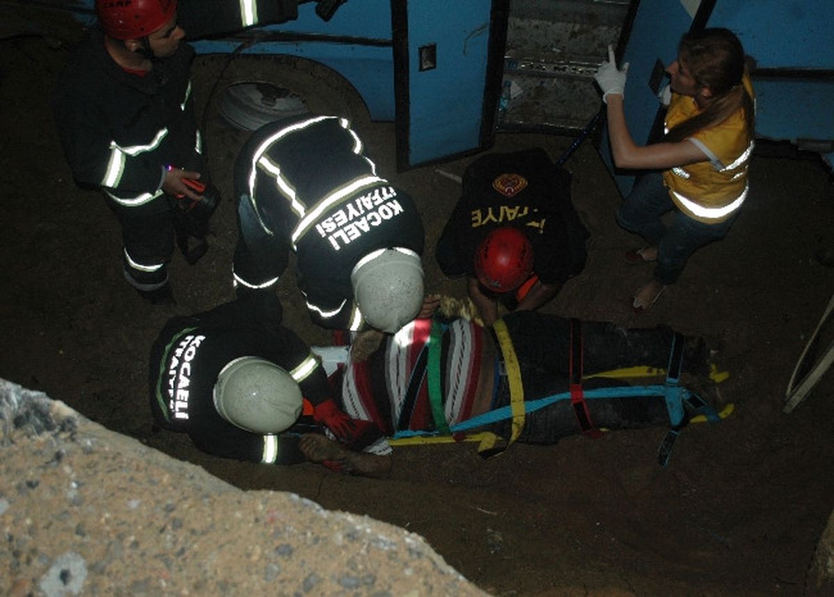 Yolcu Minibüsü Köprüden Uçtu: 1 Ölü, 1 Yaralı