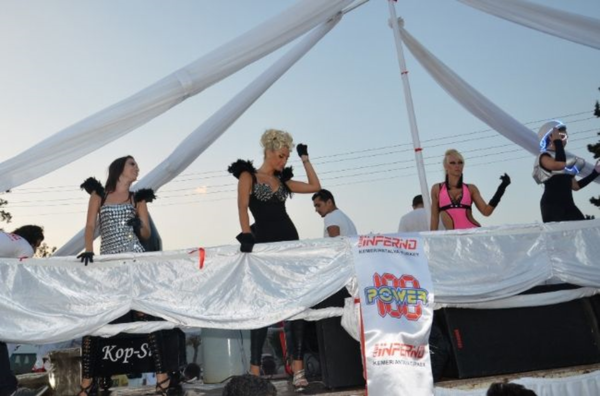 10. Kemer Altın Nar Kültür ve Sanat Festivali