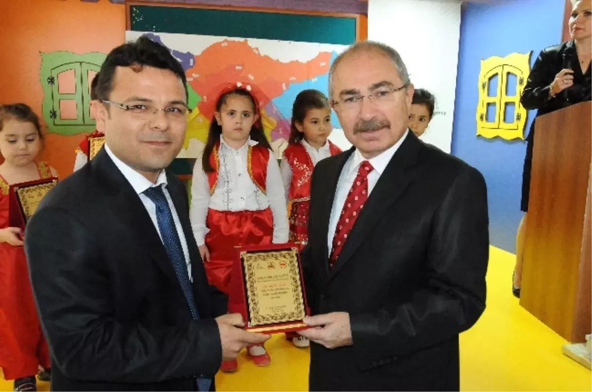 "Ağaç Yaş İken Eğilir" Projesinin Açılışı Yapıldı