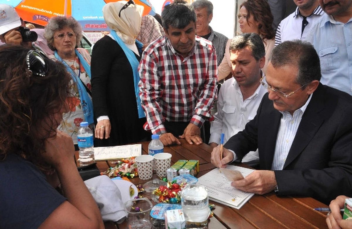 AK Parti Genel Başkan Yardımcısı Uğur CHP\'li Vekillere Seslendi