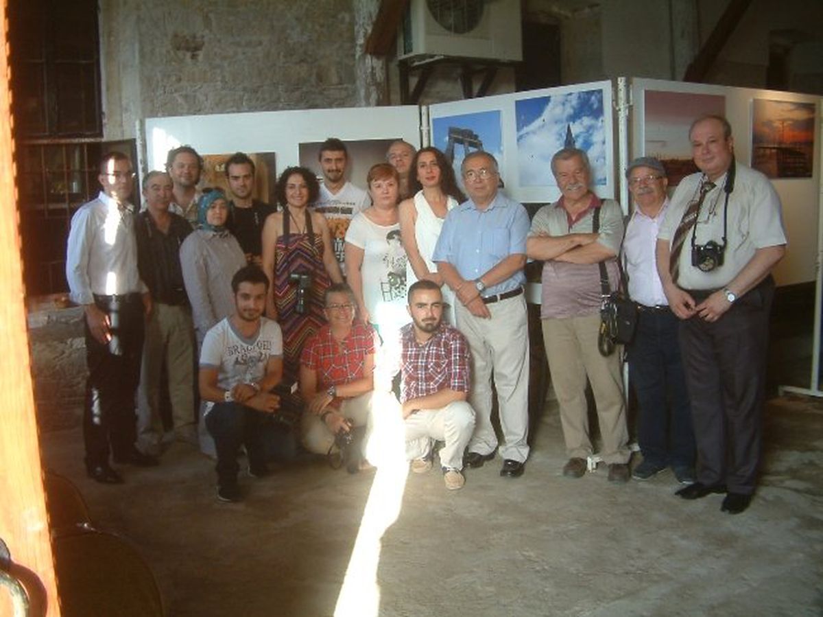 Amatör Fotoğrafçılar Çektiklerini Sergiledi