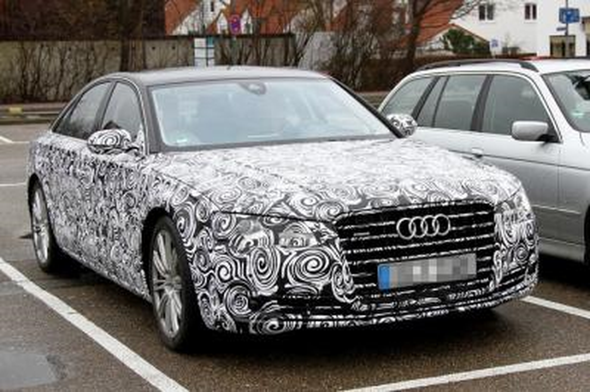 Audi A8 Yakalandı!