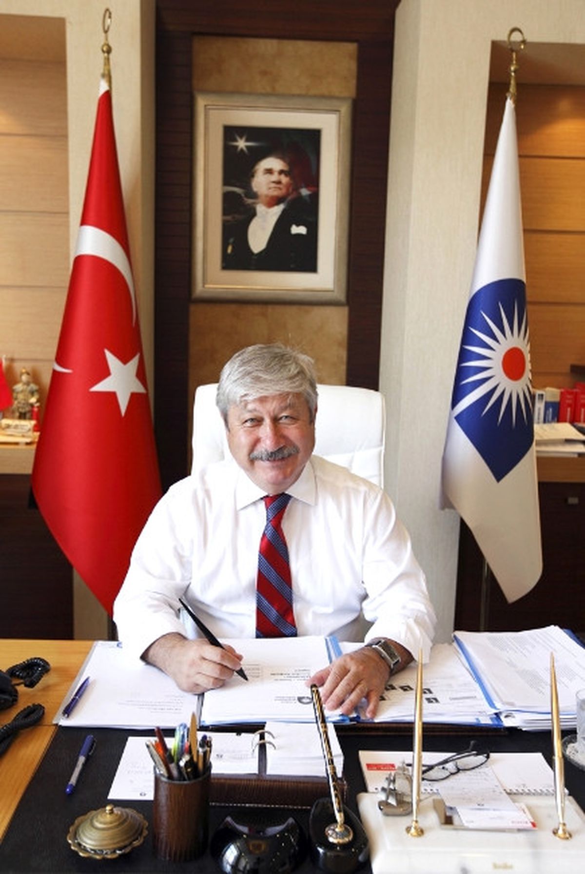 Başbakan Erdoğan\'dan Başkan Akaydın\'a 50 Bin Liralık Tazminat Davası