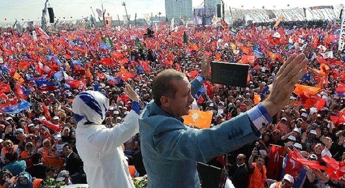 Başbakan Okul Müdürlerinin Peşinde!