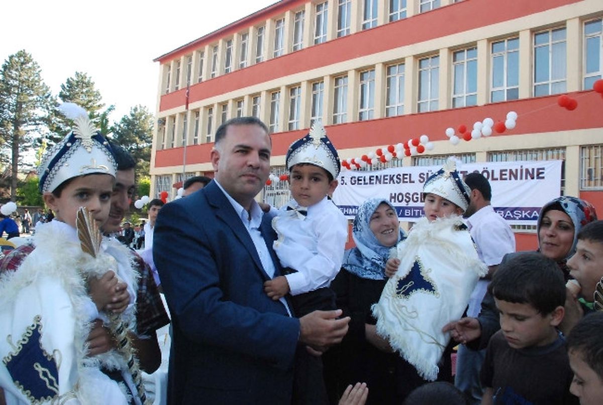 Bitlis Belediyesi Sünnet Şölenini Coşkuyla Yaptı