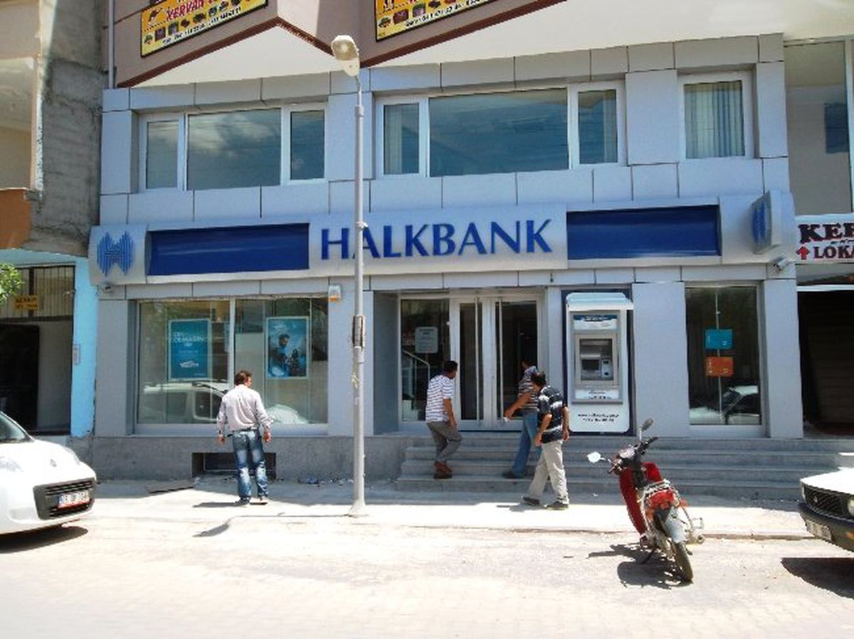 Ceylanpınar\'da Halk Bankası Hizmete Girdi