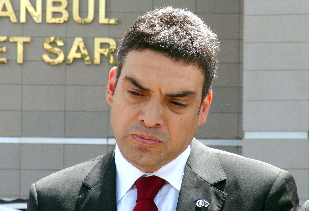 CHP\'li Oran, Kabataş\'taki Saldırı İddiası İçin İki Başvuru Yaptı