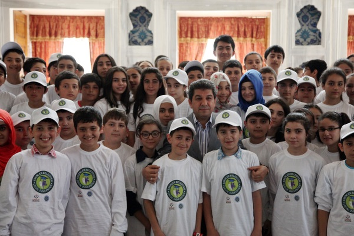 Çocuk Üniversitesi\'nde Ders Başı