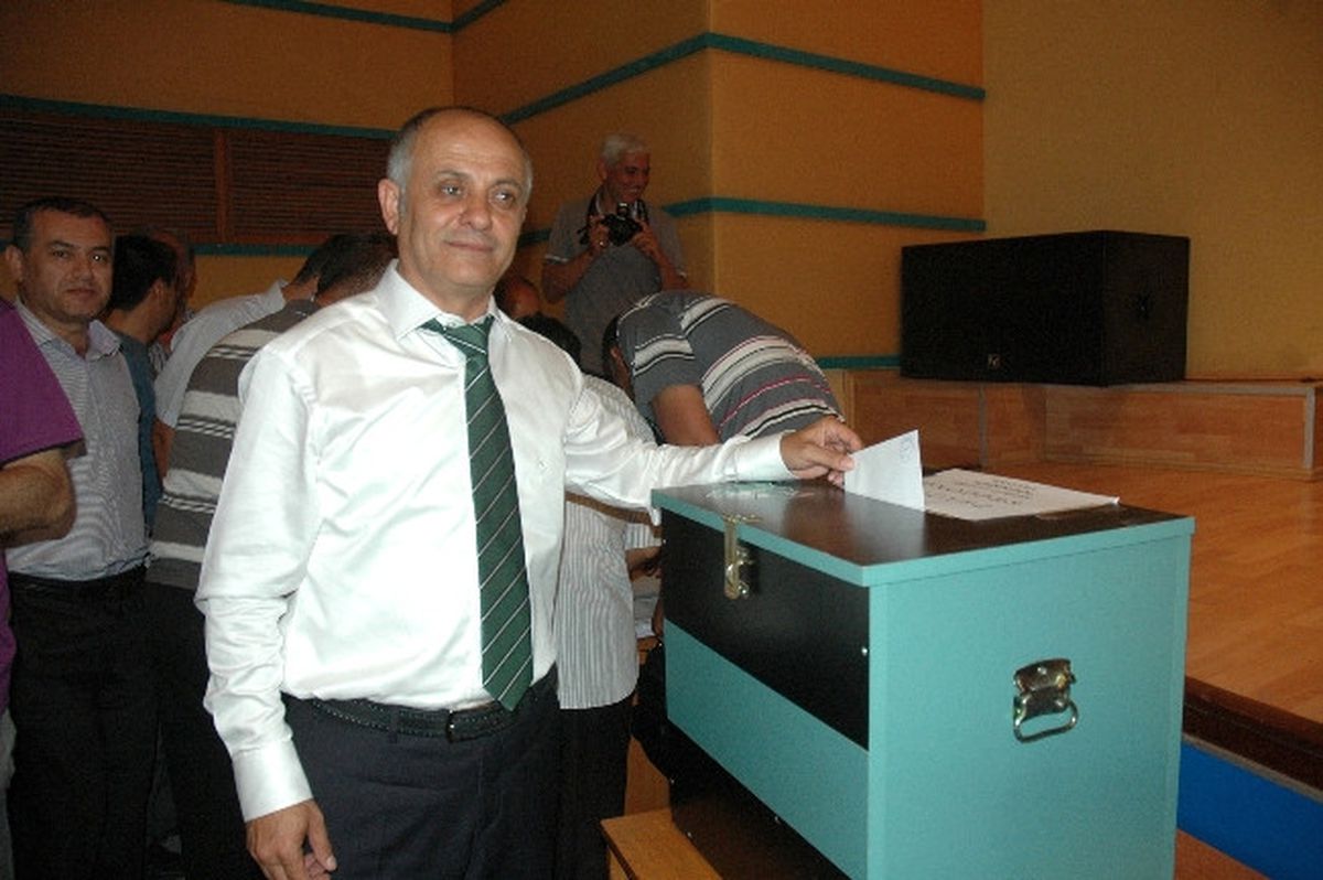 Başkan Süleyman Urkay Güven Tazeledi
