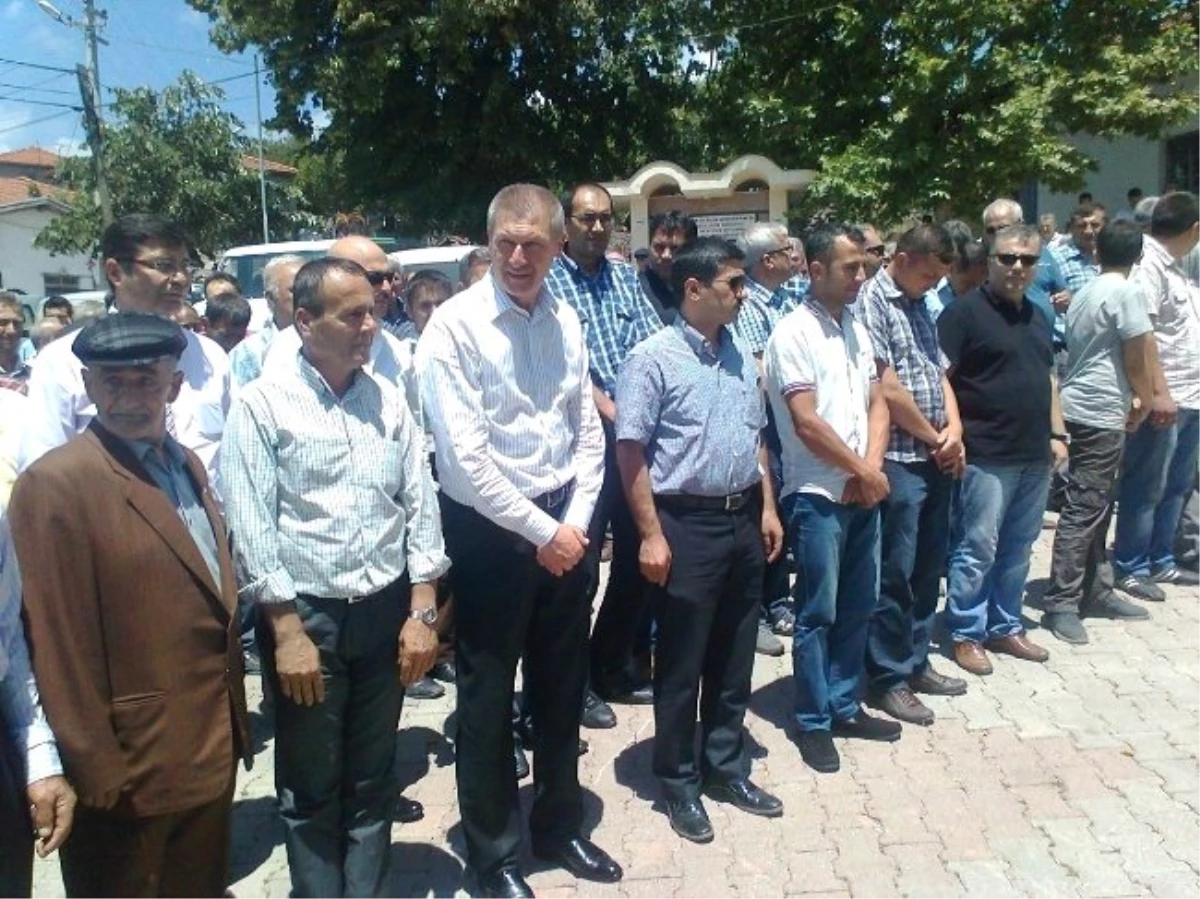 Edremit Belediye Başkan Yardımcısı Çandır, Abisini Kaybetti