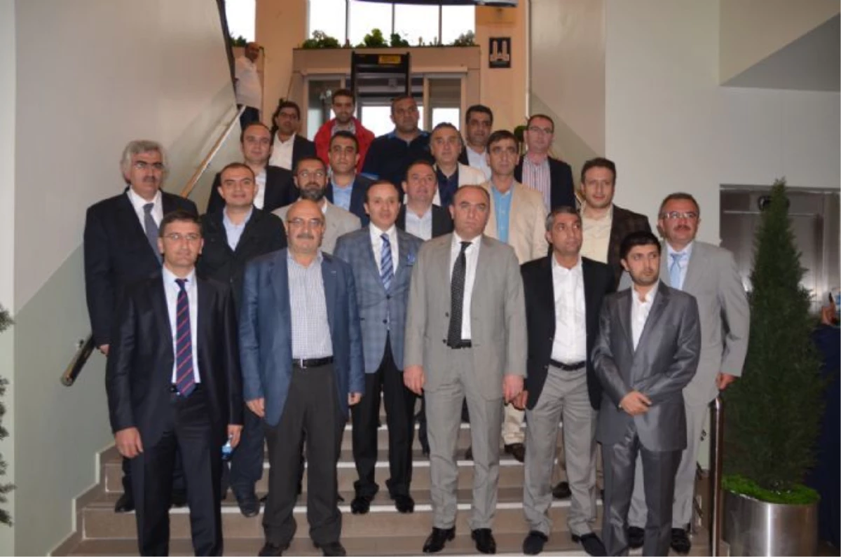 Erzurum Büyükşehir Belediyespor\'un Olağanüstü Genel Kurulu Yapıldı