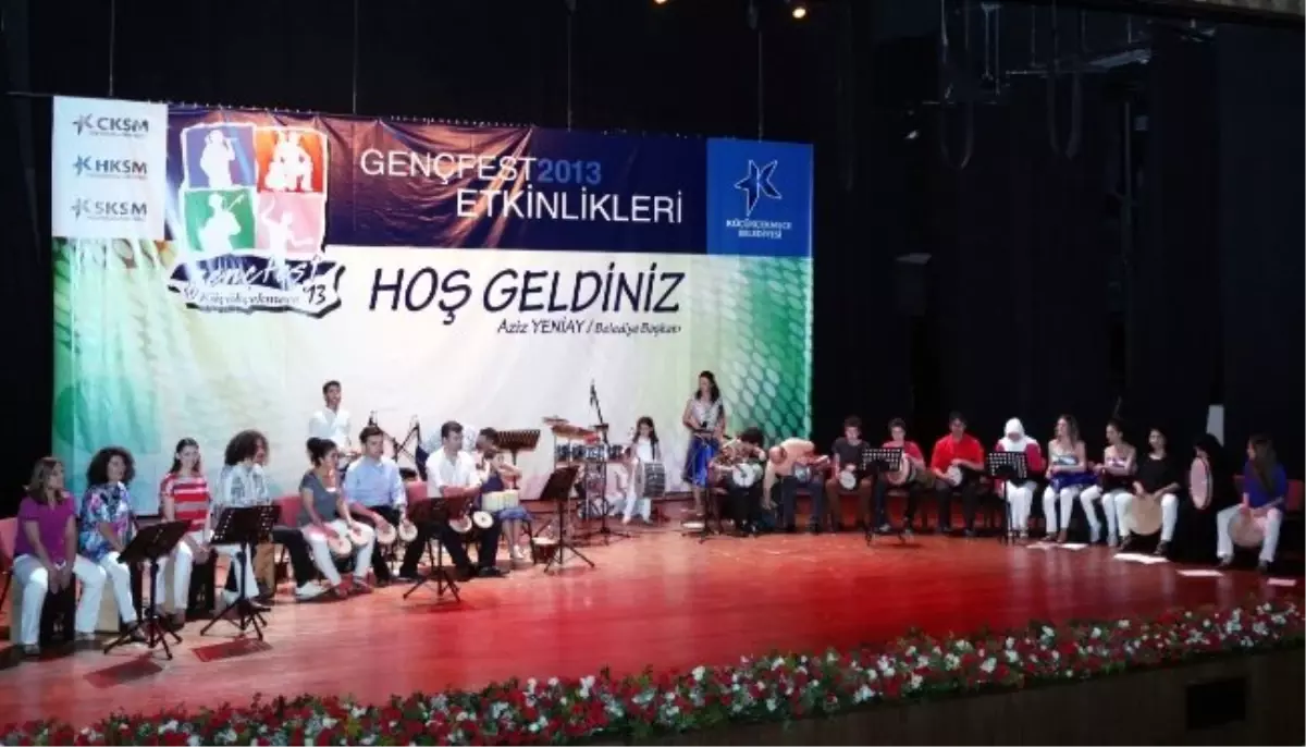 Gençfest\'13 ile Hem Eğlendiler Hem Hünerlerini Sergilediler