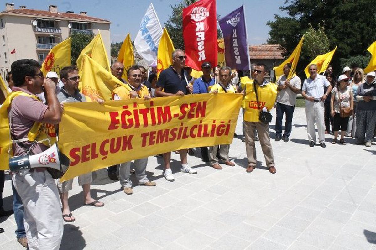 Greve Selçuk\'ta da Katılım Oldu