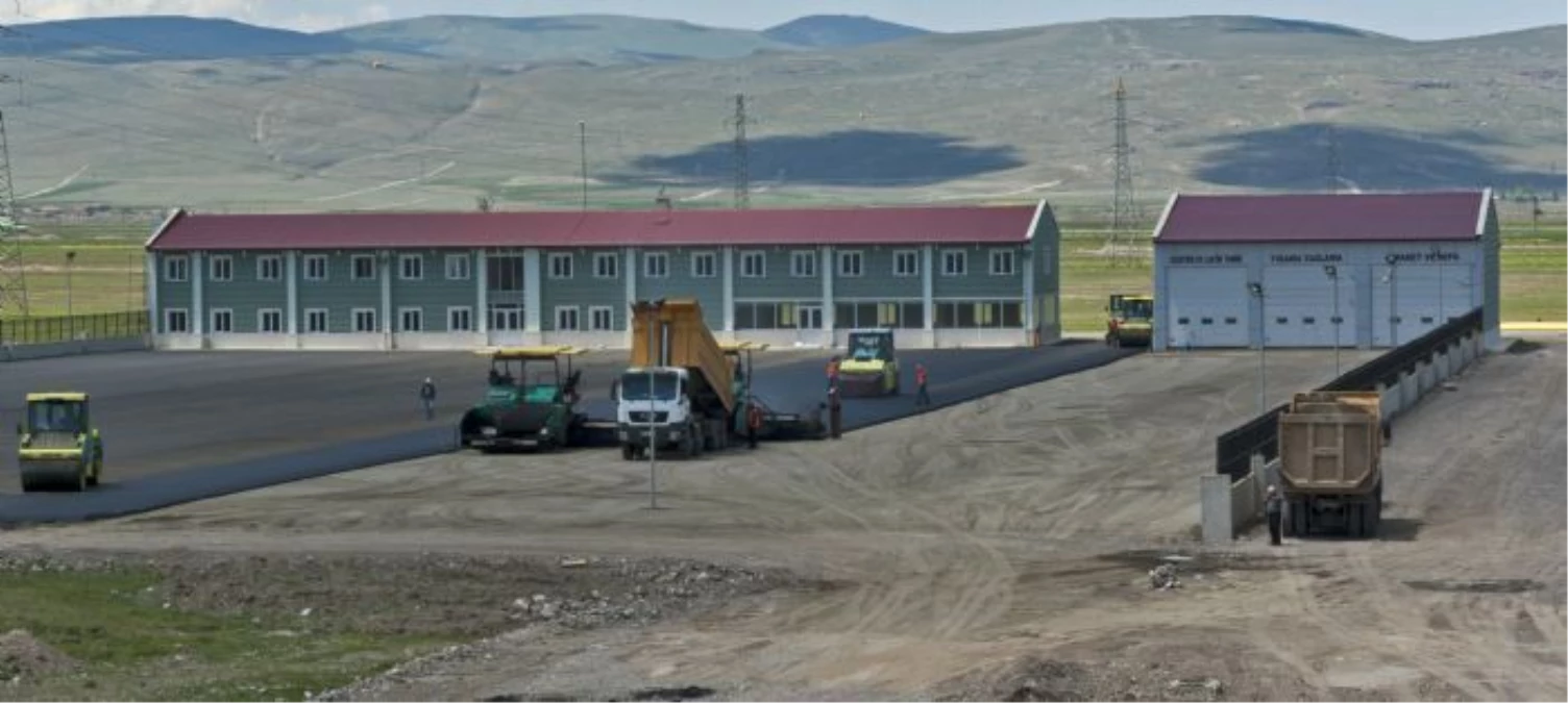 "Kamyon–TIR Garajı ve Nakliyeciler Sitesi" Hizmete Açıldı 