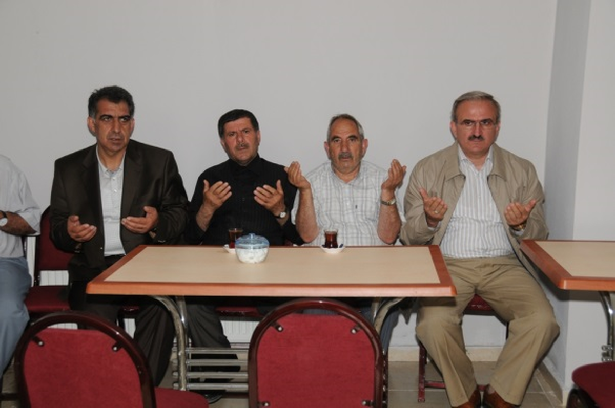 Karaloğlu, Cancan Ailesine Taziye Ziyaretinde Bulundu