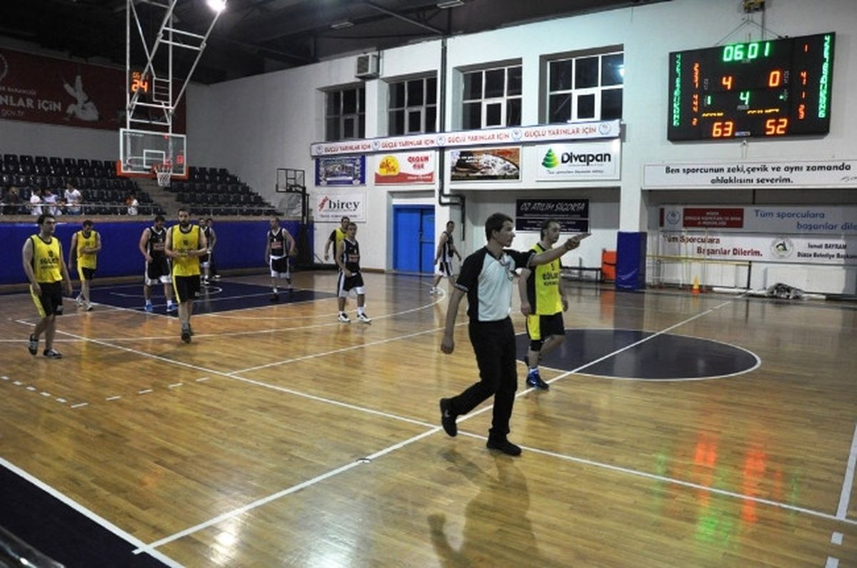Kurumlararası Basketbolda Şampiyon Begüm Dekor