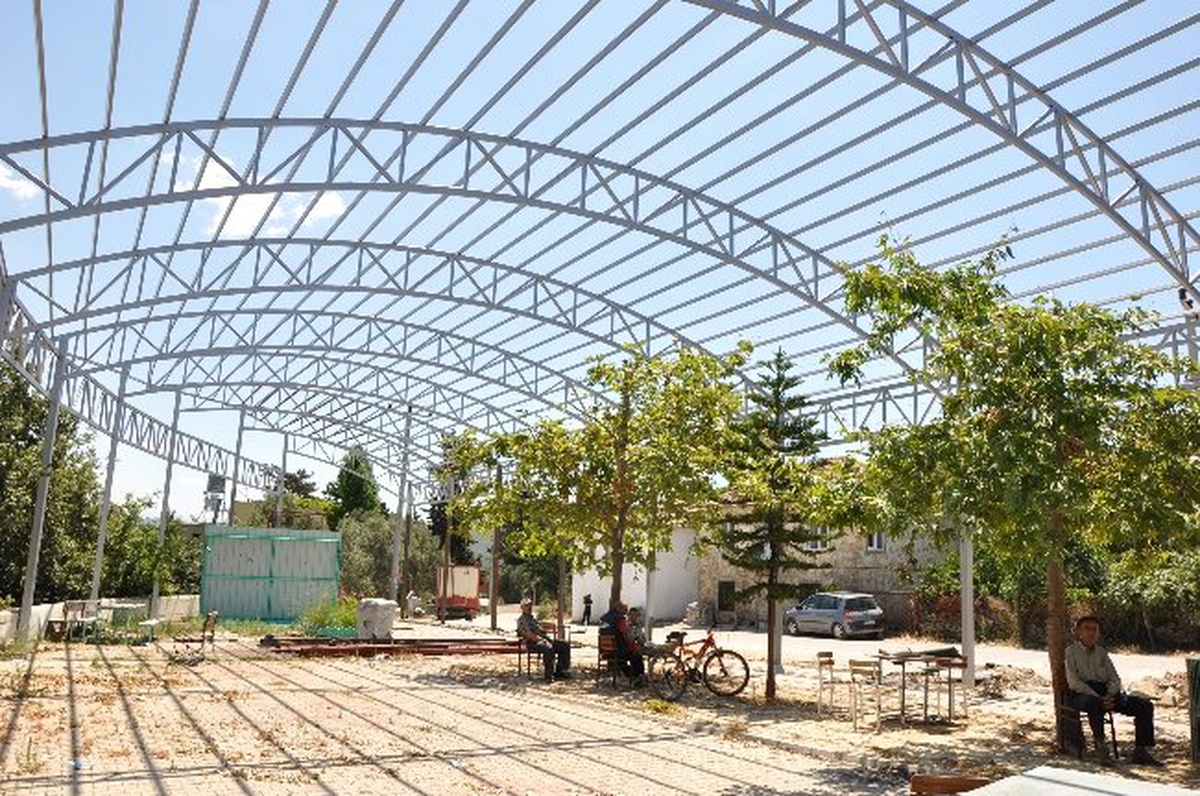 Manavgat Belediyesi\'nden 78 Köye Durak ve Kapalı Pazar Yeri