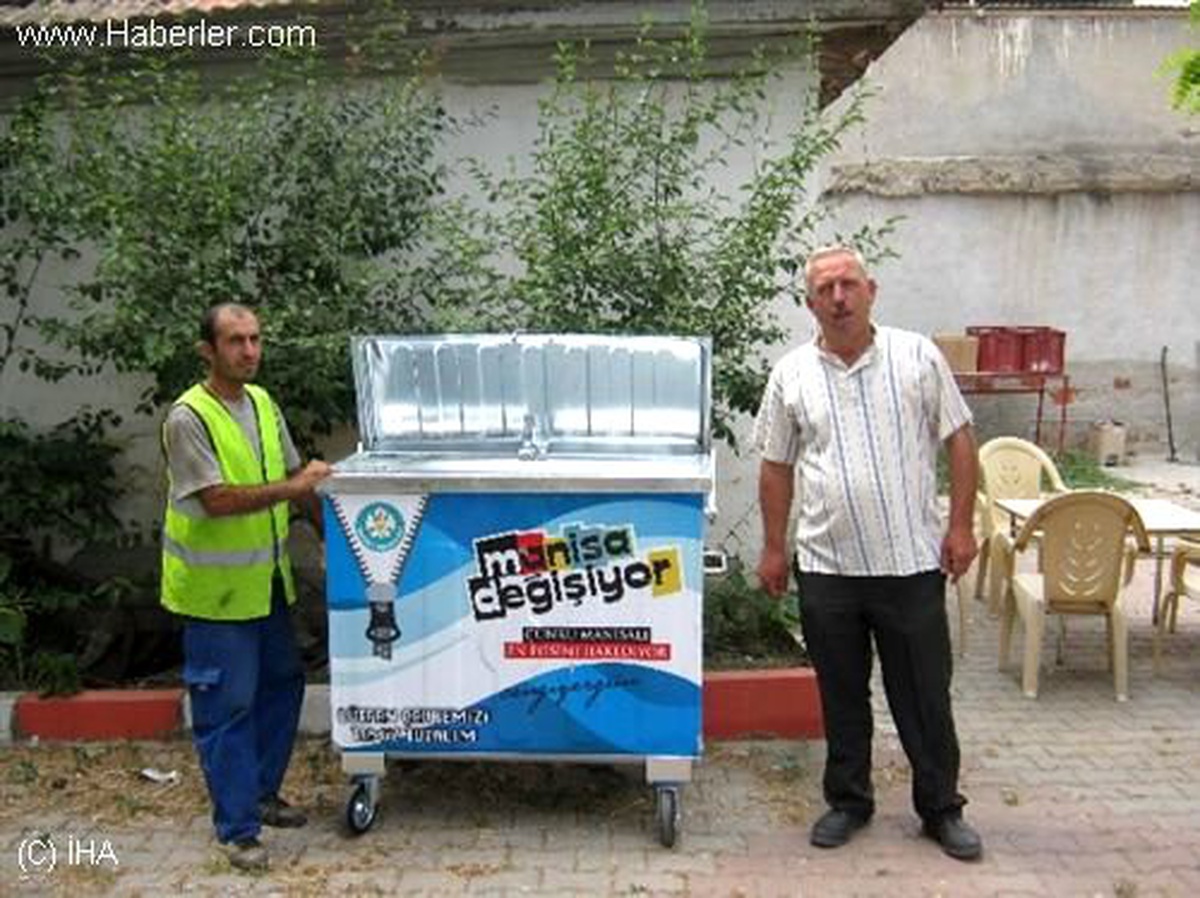 Manisa\'da Belde ve Köylere Temizlik Hizmeti