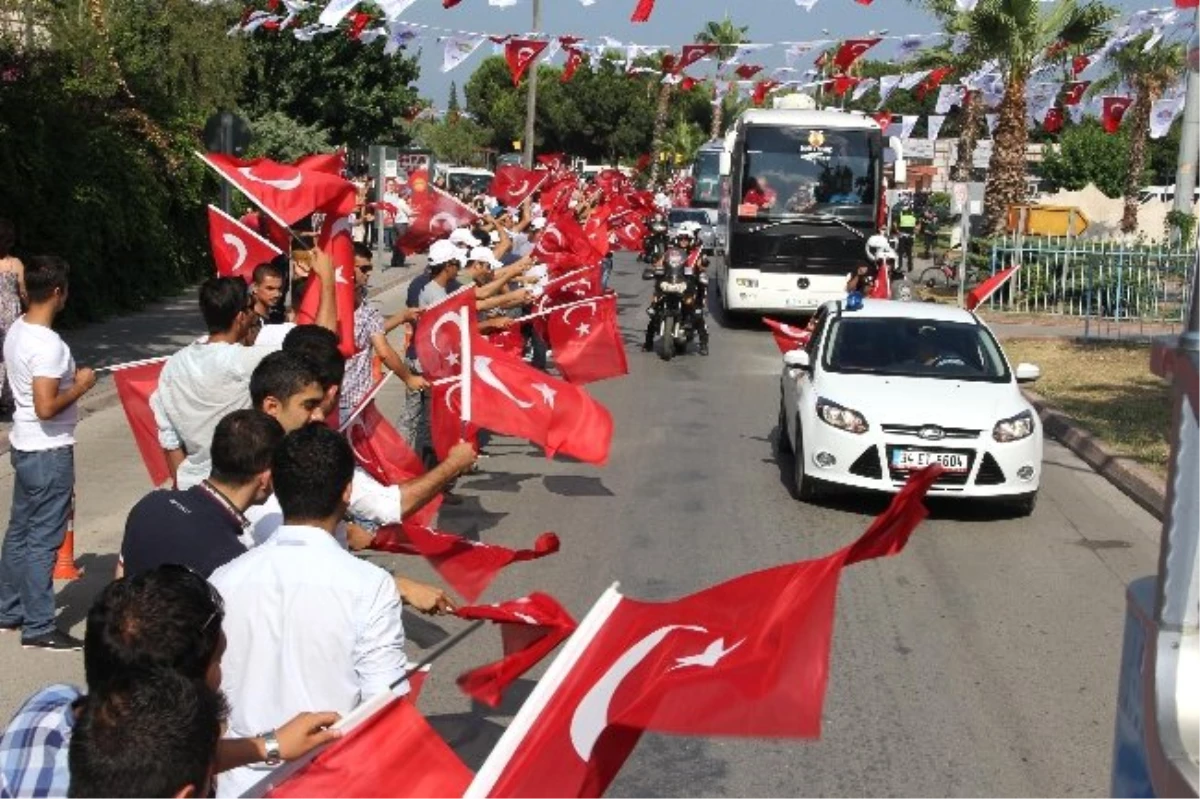 Mersin\'de Akdeniz Oyunları Coşkusu