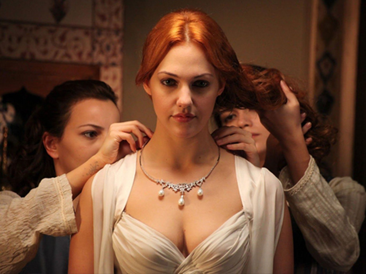 Meryem Uzerli'den Evlilik Kararı!