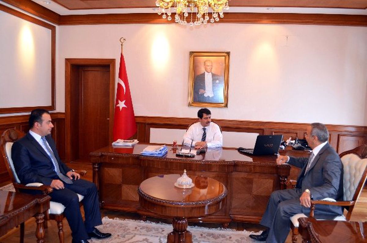 Mev\'den Vali Şahin\'e Ziyaret
