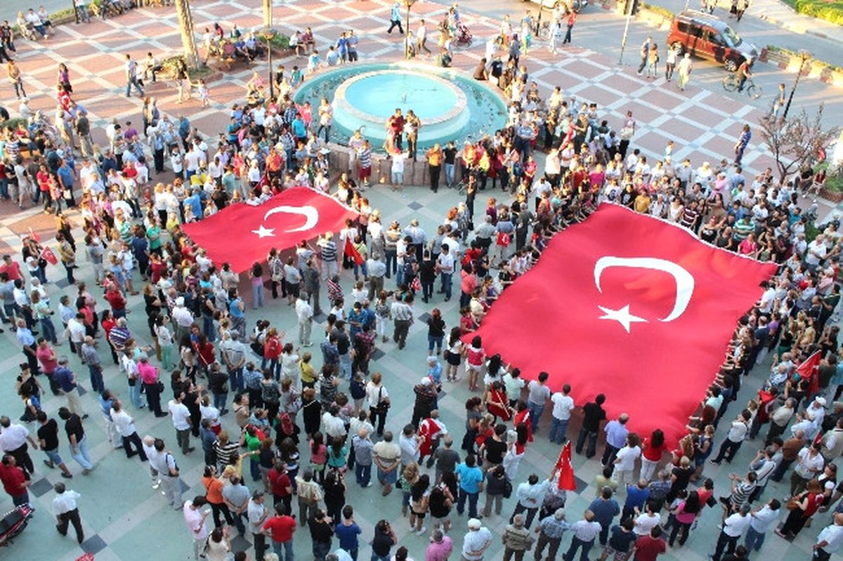 Nazilli\'de Gezi Parkı Protestosu