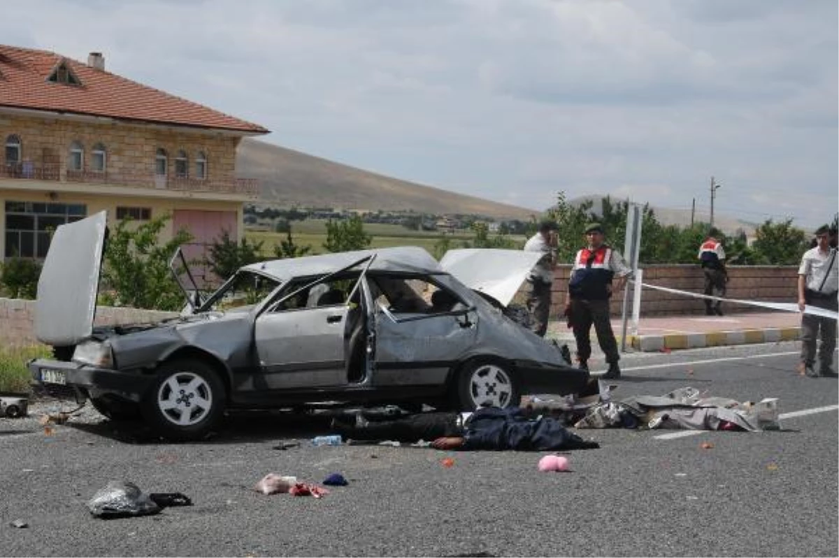 Nevşehir\'de Zincirleme Kaza: 4 Ölü