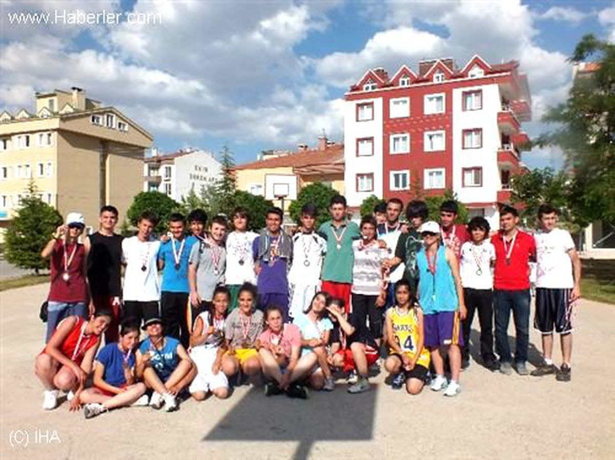 Nevşehirde Sokak Basketbolu Coşkusu