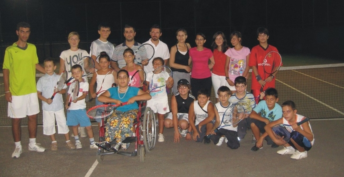 Ödemiş\'te Yaz Tenis Kursları Başlıyor