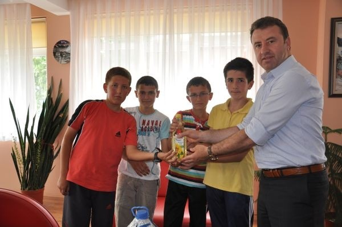 Ortaokul Öğrencilerindenatık Yağ Kampanyası