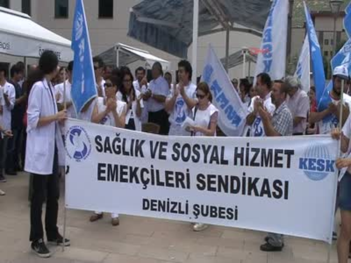 Sağlık Çalışanlarından Meslektaşlarına Destek