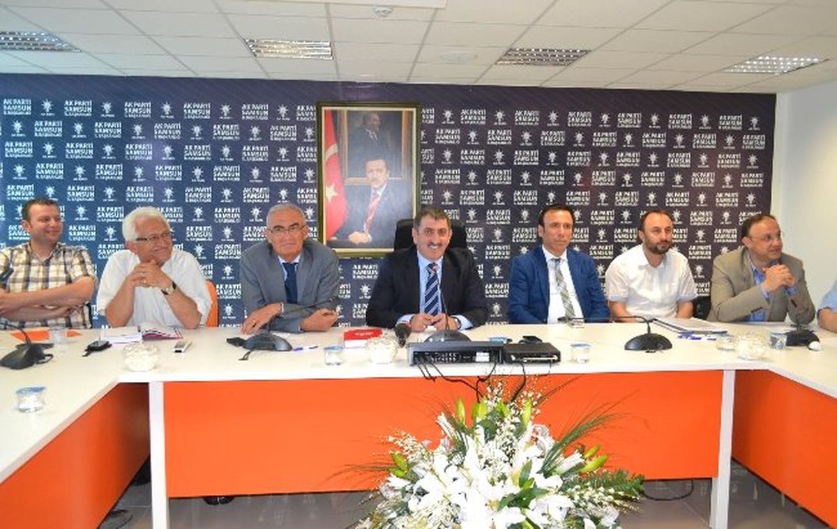 Samsun\'da "Milli İradeye Saygı Mitingi" Hazırlığı