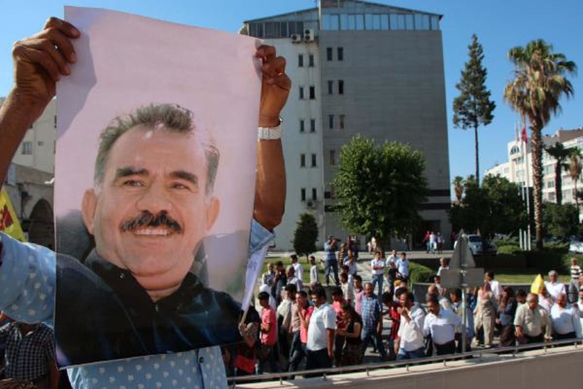 Şanlıurfa\'da Öcalan\'a Destek Yürüyüşü