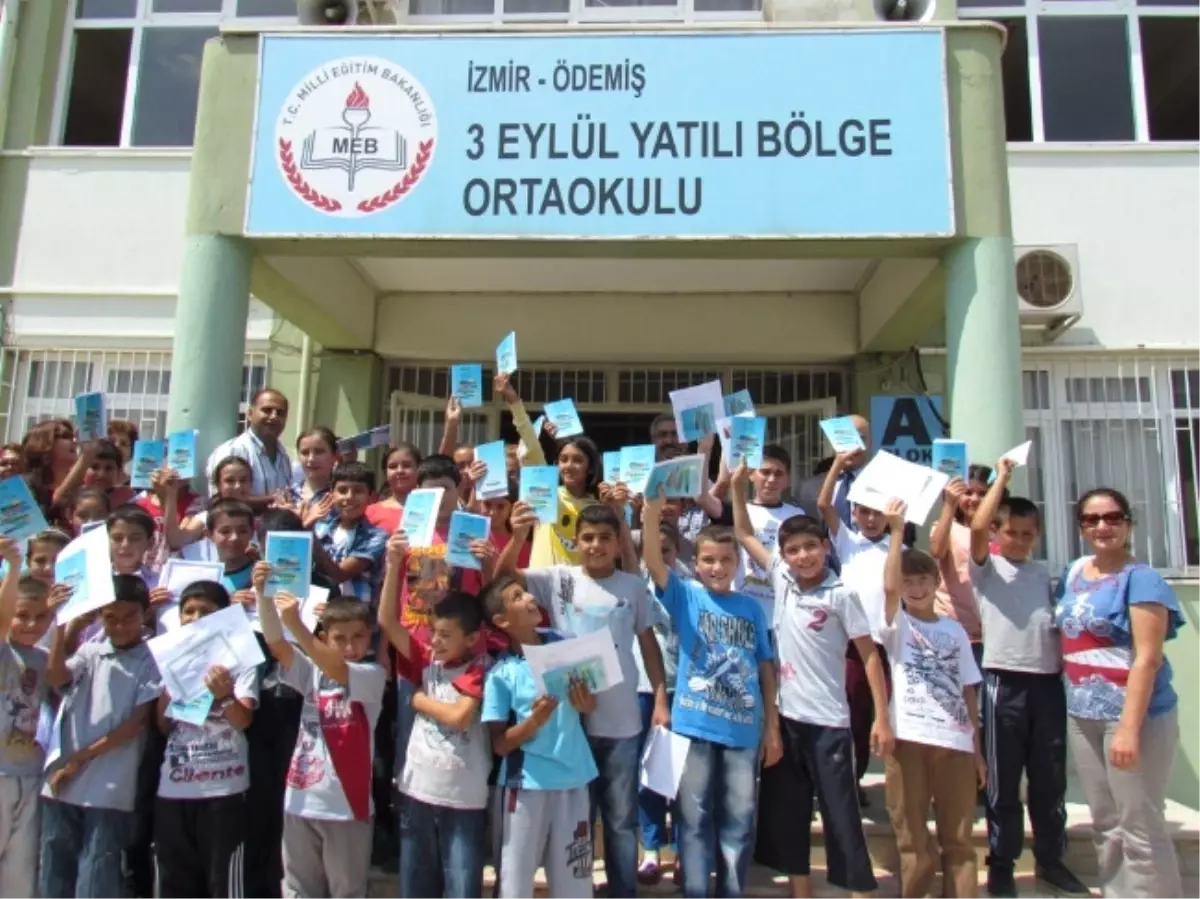 Yaz Tatili İçin Kitaplar Türkiye İş Bankası\'ndan