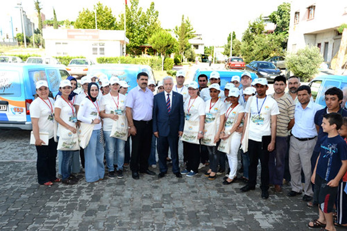 Zihni Aldırmaz Adana\'yı Dinliyor