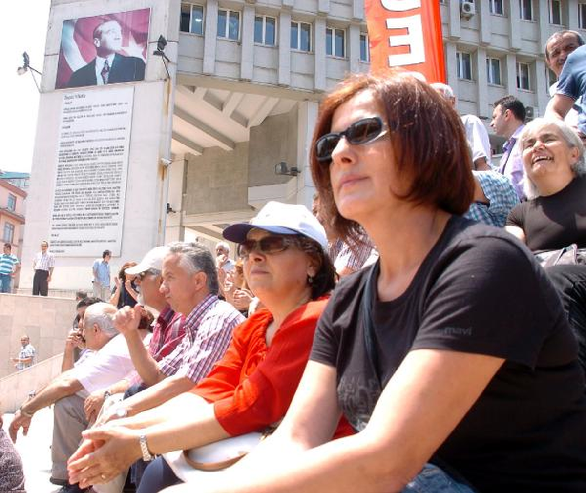 Zonguldak\'ta Gezi Parkı Müdahalesine Protesto