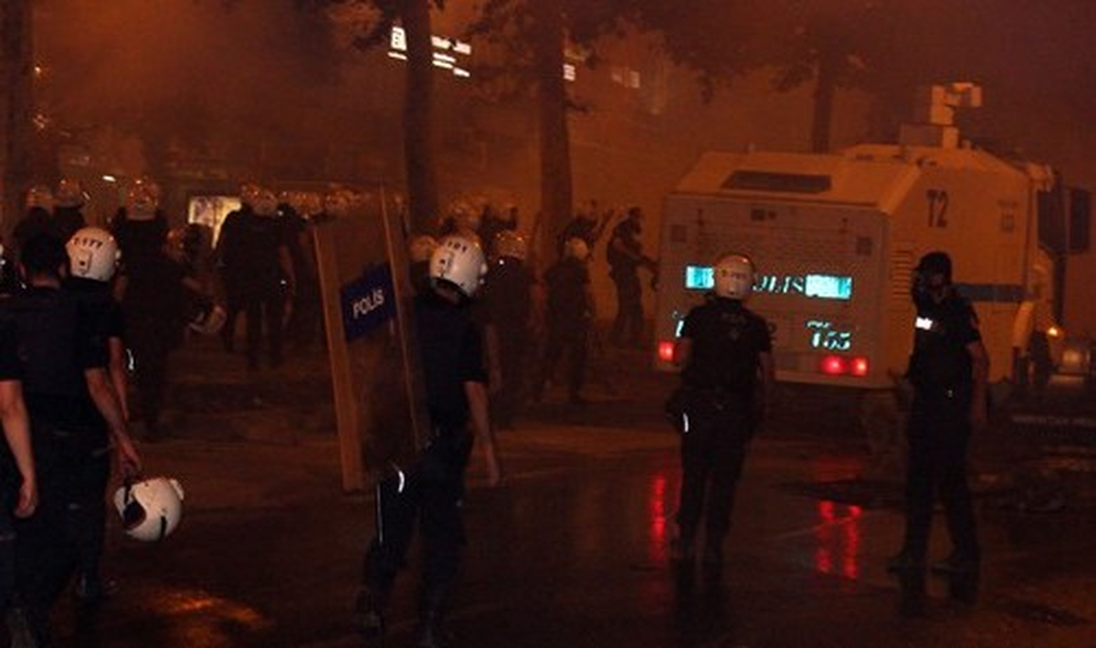 "Açığa Alınan Polisler Göreve İade Edilsin"