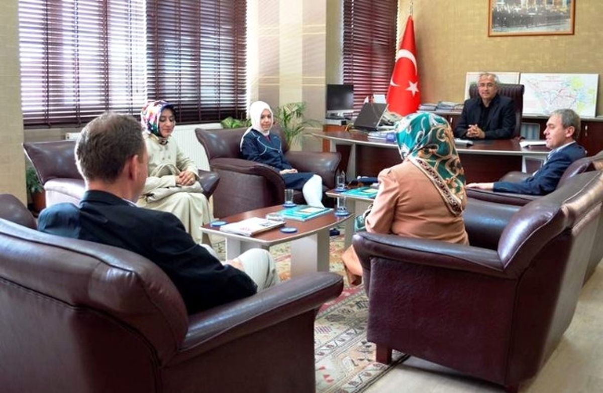 AK Parti\'li Kadınlardan Başkan Güler\'e \'Hayırlı Olsun\' Ziyareti