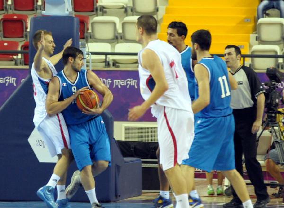 Akdeniz Oyunları'nın İlk Galibi Sırbistan Oldu