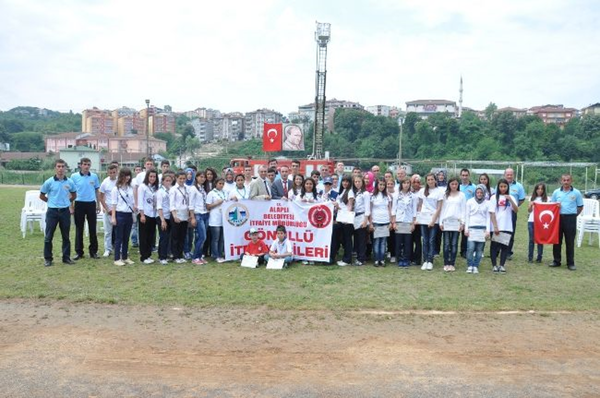 Alaplı'da Gönüllü İtfaiyecilere Sertifikaları Verildi